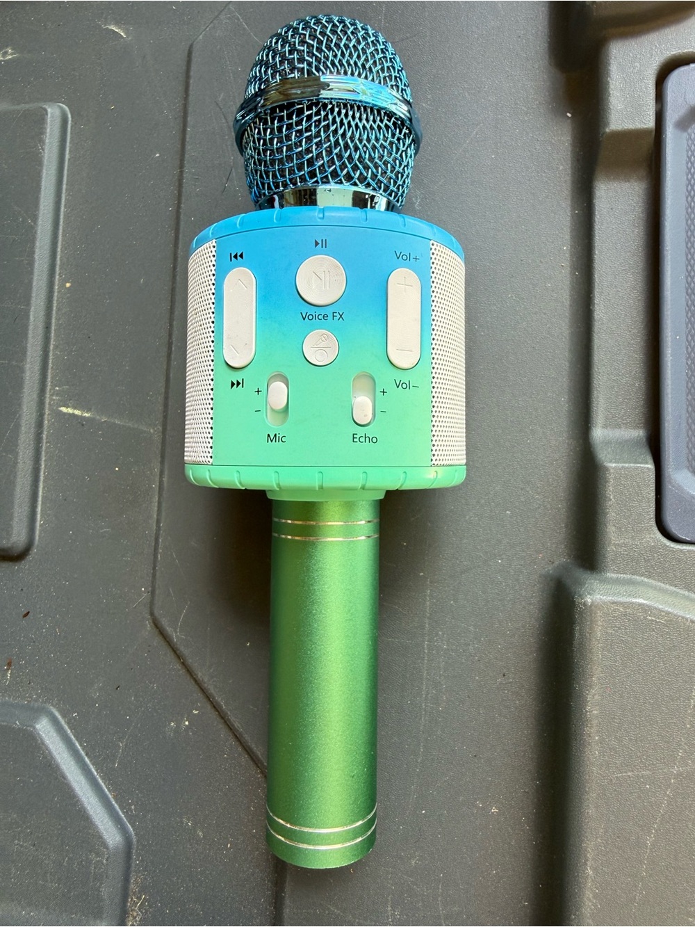 Move2Play Kids Star Karaoke Microphone Bluetooth